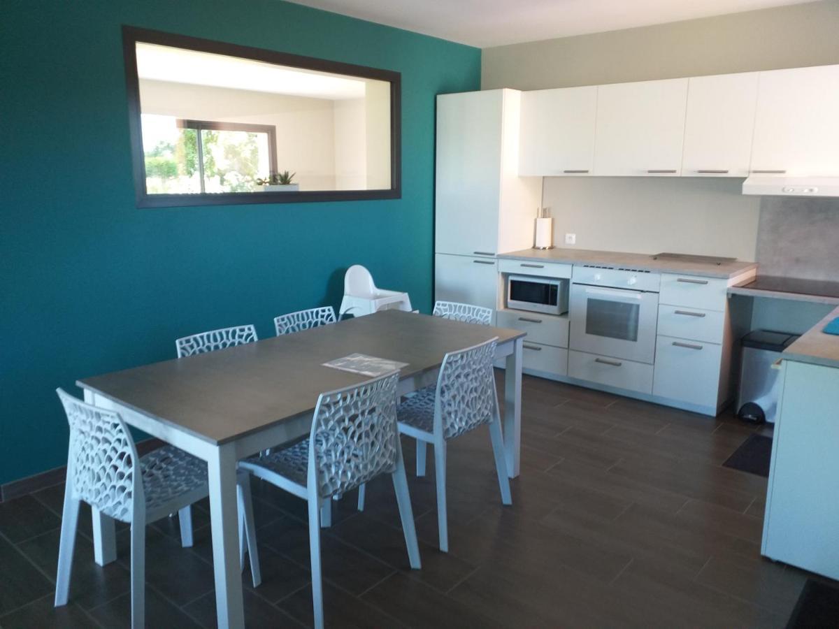 Piscine intérieure privée chauffée toute l'année à 29 Quiévrecourt Extérieur photo