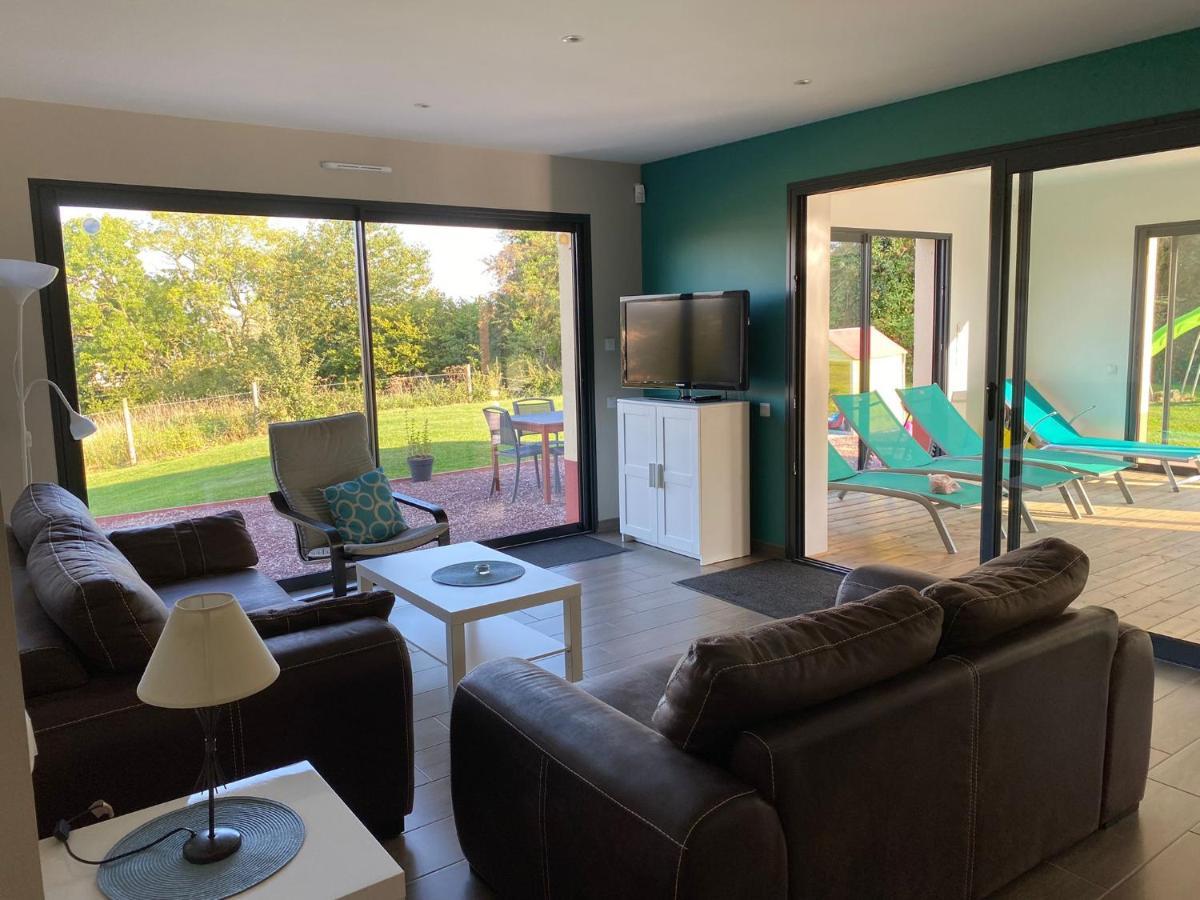 Piscine intérieure privée chauffée toute l'année à 29 Quiévrecourt Extérieur photo