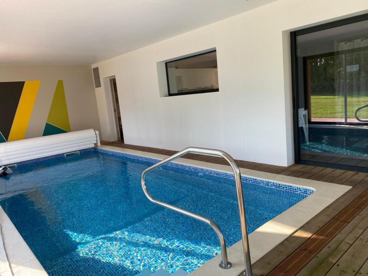 Piscine intérieure privée chauffée toute l'année à 29 Quiévrecourt Extérieur photo