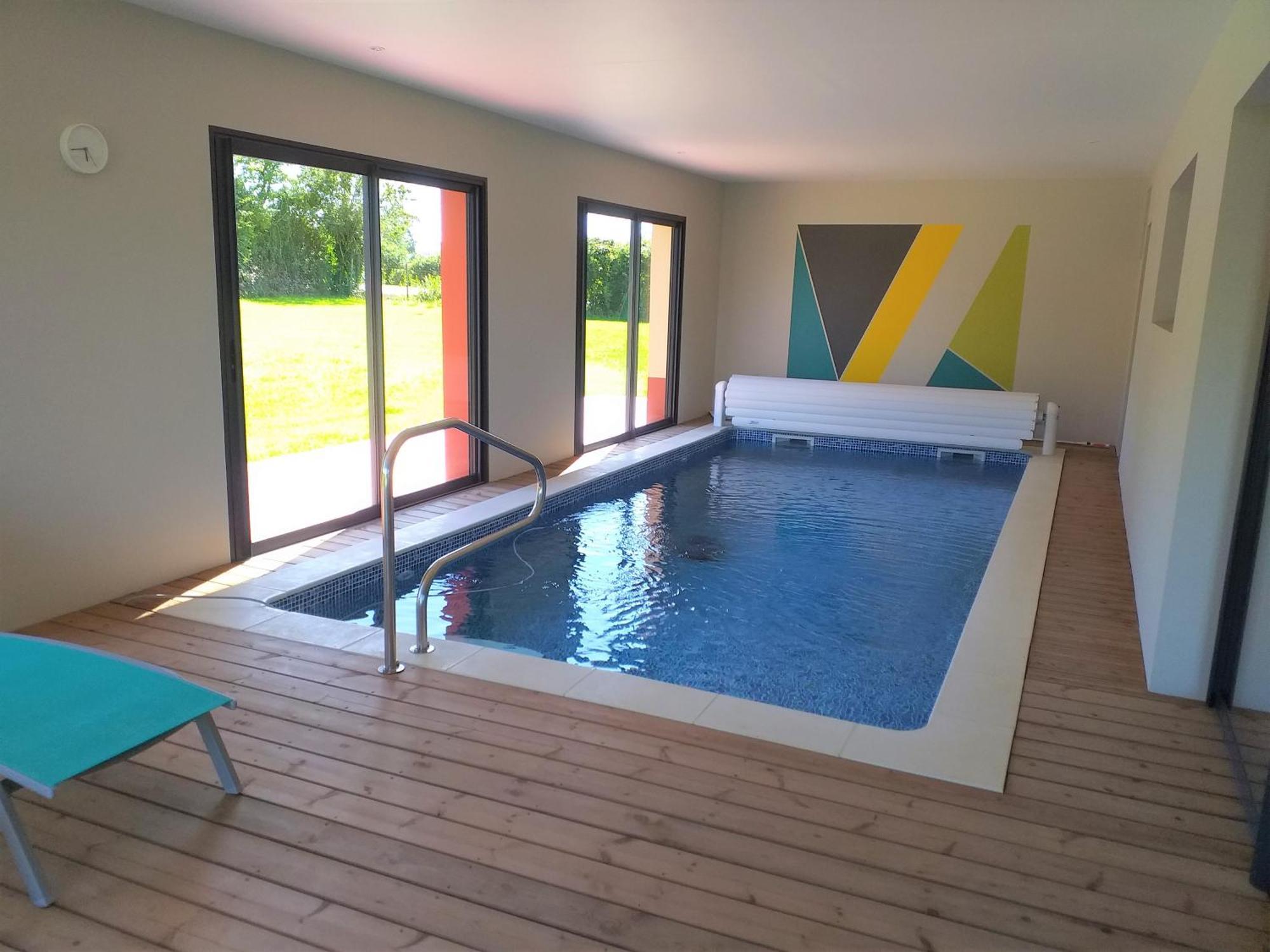Piscine intérieure privée chauffée toute l'année à 29 Quiévrecourt Extérieur photo